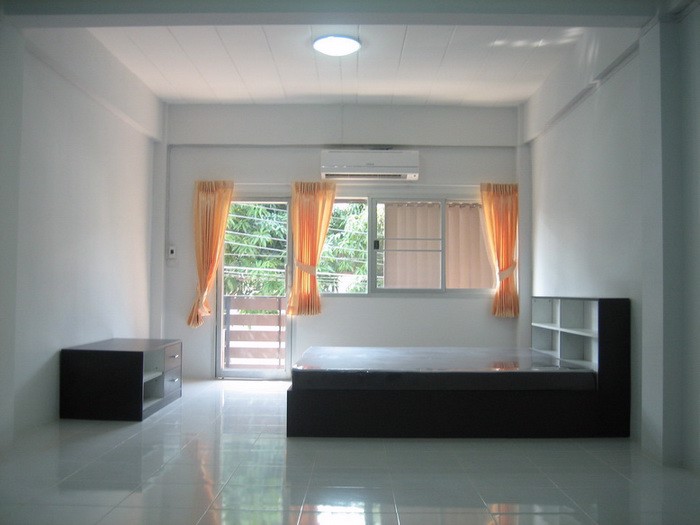 ให้เช่า4500บาท-อยู่ใกล้สนามบินสุวรรณภูมิ-ใกล้แอร์พอร์ตลิงค์หัวหมากและทับช้าง-เฟอร์นิเจอร์ครบ