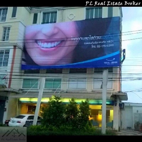 ขายและให้เช่าอาคารพานิชย์-2-คูหา-4-ชั้นครึ่ง-มีดาดฟ้า-ห้องมุม-สุขุมวิท-107-ใกล้bts-แบริ่ง