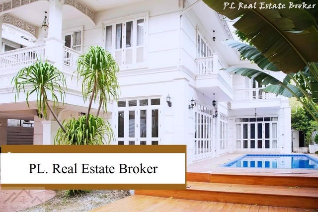 ให้เช่าบ้านเดี่ยว-2-ชั้น-สุขุมวิท33-ใกล้bts-พร้อมพงษ์-150-ตรว-สไตล์โคโลเนียลสุดหรูพร้อมสระว่ายน้ำ