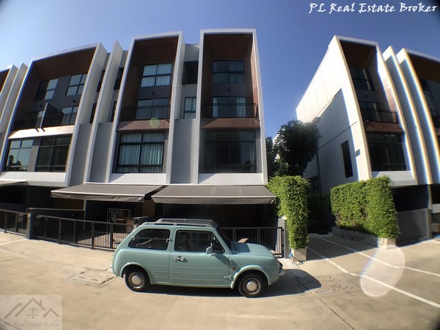 ให้เช่าทาวน์โฮม-35-ชั้น-อาร์เดน-พัฒนาการ-20-arden-pattanakarn-20-พร้อมเฟอร์