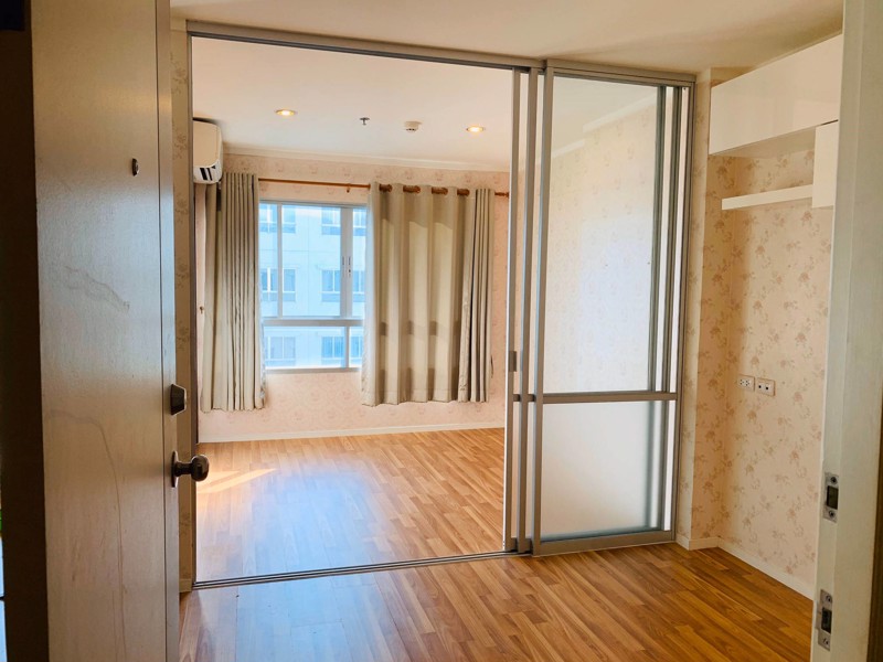 ขายด่วน-ราคาแรง-คอนโดลุมพินี-เมกะซิตี้-บางนา-ตึก-b-ชั้น27-ขนาด-26ตรม-ห้องใหม่มาก-ติดวอลเปเปอร์ทั้ง