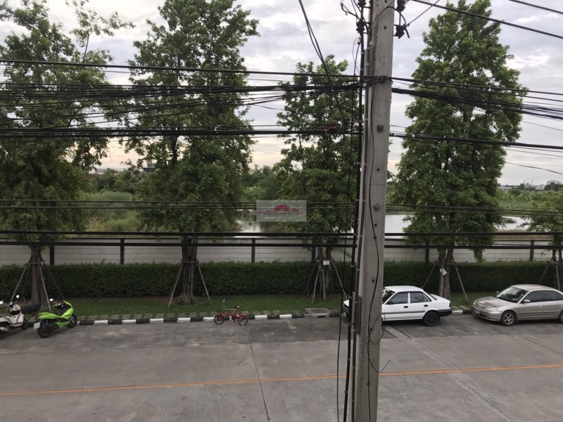 ให้เช่าทาวน์โฮม-2ชั้น-กัสโต้-รามคำแหง-ซอยมีสทีน-บ้านเปล่า-พร้อมแอร์