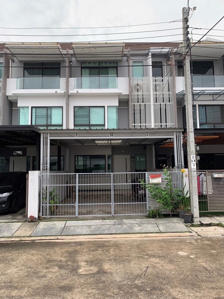ขาย ทาวน์โฮม 3 ชั้น บ้านใหม่ 2 พุทธบูชา 36  เจ้าของขายเอง