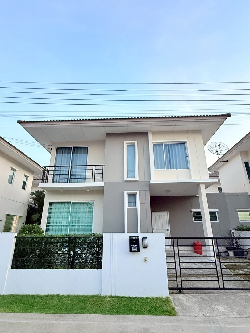 หมู่บ้านเดอะทรัสต์-the-trust-srinakarin-praksa-พร้อมอยู-3190000-บาท