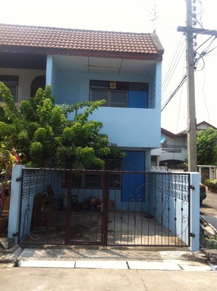 โชคชัยร่วมมิตรเฮ้าส์