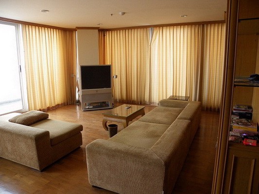 3-bed-condo-near-shrewsbury-international-fo-rentให้เช่าคอนโดริเวอร์เฮเว่นริมแม่น้ำเจ้าพยา-เอเชียทึค