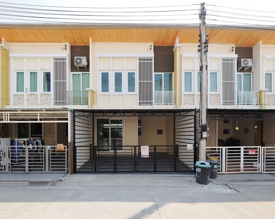 ขายทาวน์เฮ้าส์-2ชั้น-มโกลเด้นทาวน์-โครงการ2-192-ตรว-พระราม2พันท้ายนรสิงห์-4นอน-2น้ำ-รีโนเวทใหม่