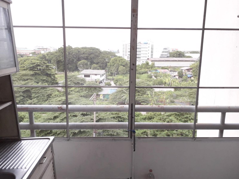 ให้เช่าคอนโดติดถรามคำแหง157ห่างถใหญ่100กว่าเมตรค่าเช่า3200บ-ดโทร08467129570851593901