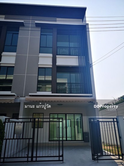 ให้เช่า-ทาวน์โฮม3ชั้น-28ตรว-โครงการกลางเมือง-ถนน-นวมินทร์42-ใกล้เดอะมอลล์บางกะปิ-รพวิภาราม