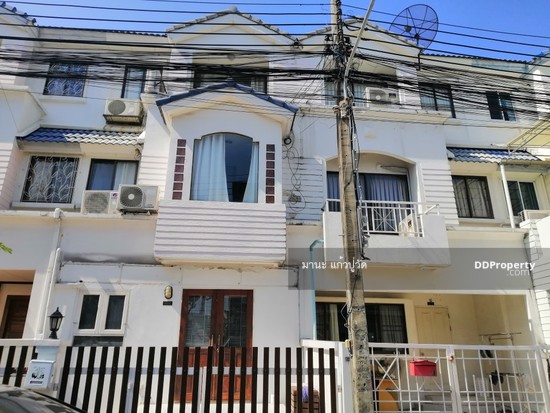 ให้เช่า-ทาวน์โฮม3ชั้น-25ตรว-3ห้องนอน-3ห้องน้ำ-อยู่ถพระราม9-ซ43-ใกล้ห้างเดอะไนน์-ให้เช่า20000