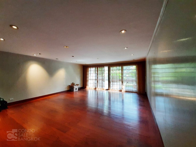 ขายด่วน-ทาวเฮ้าส์-สุขุมวิท-31-มี-3-ห้องนอน-3-ห้องน้ำ-350-ตรม-ที่ดิน-34-ตรว-ใกล้-bts-พร้อมพงษ์