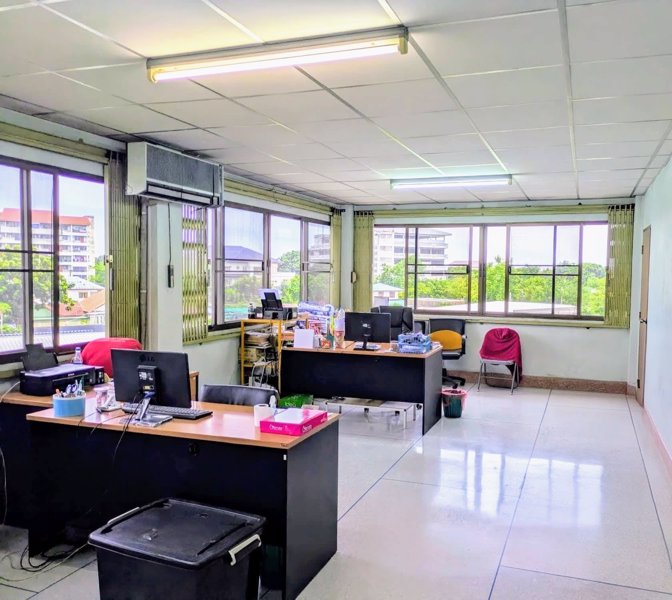 คุ้มสุดในย่านนี้ ให้เช่าอาคารพาณิชย์ 5 ชั้น 3 คูหา พระราม 2 ซอย 33 แยก 5 บางมด จอมทอง