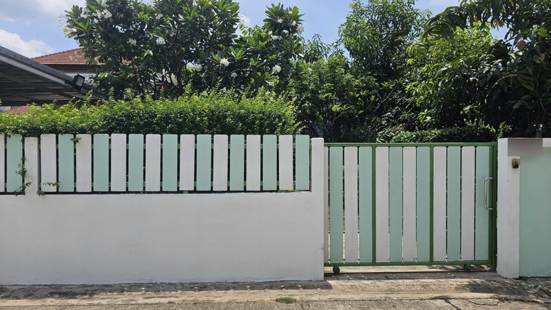 ขายที่ดินพร้อมบ้านสวนซอยอ่อนนุช 53 แยก 1-6 แขวงประเวศ เขตประเวศ กรุงเทพ