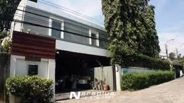 62102620-ขายบ้านเดี่ยว-2-ชั้น-3-หลัง-ขนาด-203-ตรว-ซอยสุขุมวิท-93