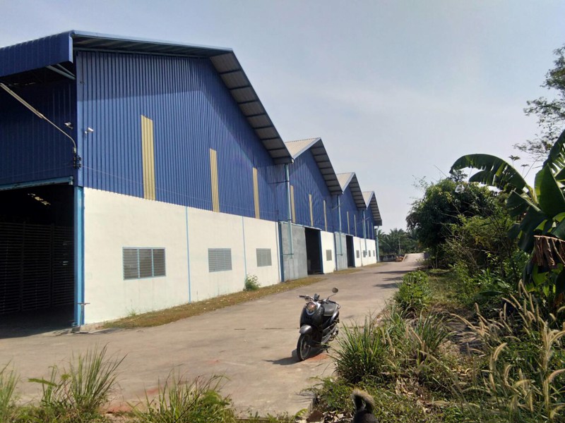 โรงงานเช่าให้เช่าอยูตำบลหนองไผ่แก้วอำเภอบ้านบึงจังหวัดชลบุรีอยู่ใกล้แยกหนองปรืถนนเส้น331