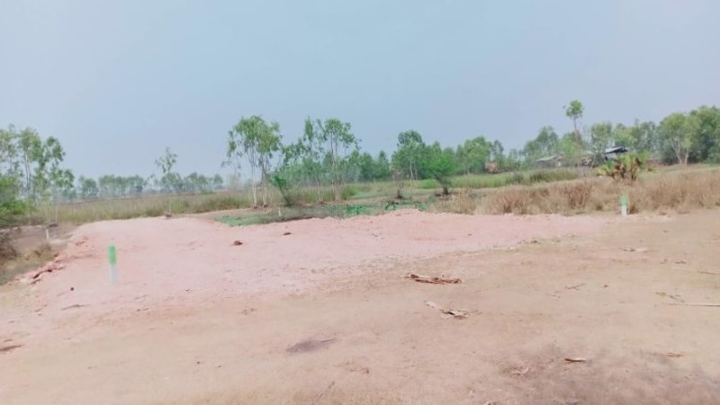 ขายที่ดินแบ่งแปลง100ตรว-ราคา89000บาท-มีน้ำไฟฟ้า