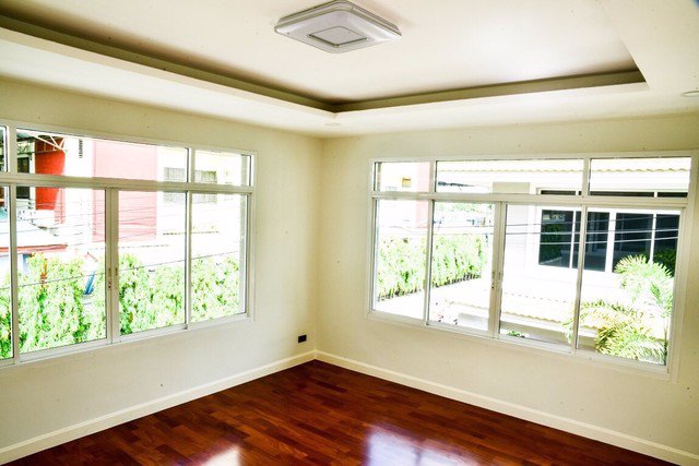 hr350ให้เช่าบ้านเดี่ยว-2-ชั้น-หมู่บ้านเคซี-เลควิว-รามคำแหง-118-วิวทะเลสาบ-ตกแต่งสวยพร้อมอยู่