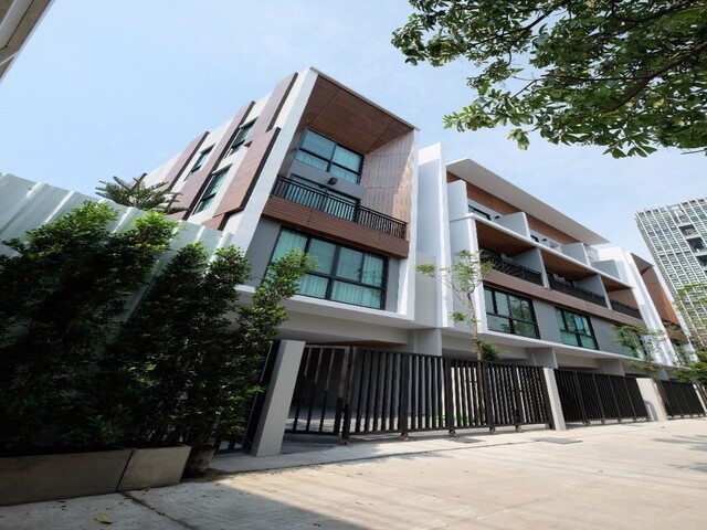 hr376ให้เช่าทาวน์โฮม-3-ชั้น-หลังมุม-พื้นที่ใช้สอย-200-ตรมซอยสวนพลู-1-เฟอร์ครบพร้อมอยู่