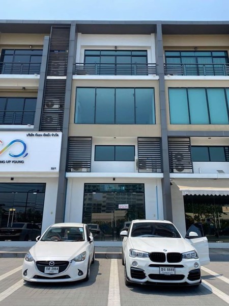 bs384ให้เช่าโฮมออฟฟิศ-3-ชั้นครึ่ง-โครงการ-h-cape-bizsector-อ่อนนุช-โฮมออฟฟิศ-เดินทางสะดวกใกล้จุดขึ้น