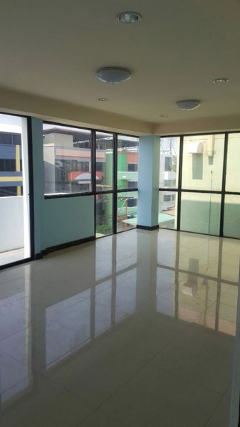 bs391ให้เช่าอาคาร-4-ชั้น-พื้นที่ใช้สอย-440-ตรมซอยวิภาวดี-33-การเดินทางสะดวกใกล้โทลเวย์