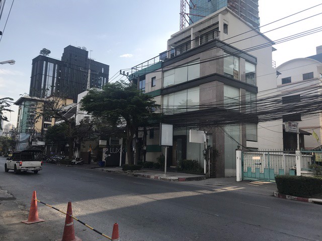 bs399ขายที่ดินพร้อมสิ่งปลูกสร้าง-เนื้อที่-835-ตรวซอยหลังสวน-เขตปทุมวัน-ใกล้bts-ราชดำริ