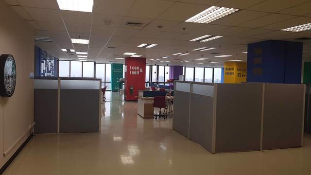 bs403ให้เช่าพื้นที่สำนักงาน-65480-ตรมในอาคารอาร์เอส-ทาวเวอร์-เดินทางสะดวก-ใกล้mrt-ศูนย์วัฒนธรรม