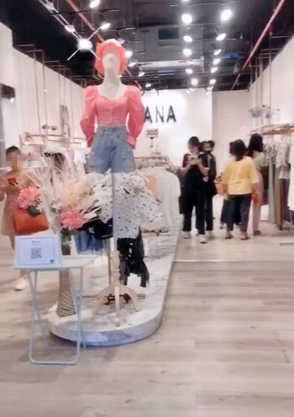 ท่านใดสนใจ‼️เป็นเจ้าของร้านเสื้อผ้าแฟชั่นสตรี-เซ็นทรัลพลาซ่า-นครศรีธรรมราช-ติดร้านอาหารฟูจิ-mk-ชั้