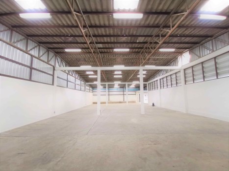 ให้เช่าโกดังพัฒนาการ38-ขนาด-480-ตารางเมตร-พร้อมออฟฟิศขนาดใหญ่-ทำเลทองศูนย์กลางของถนนพัฒนาการ